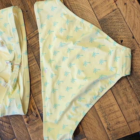 Stoney Clover Lane X Target Yellow Plus Palm Bikini Set - Picture 7 of 8